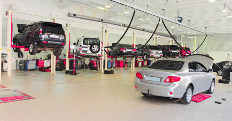 Top-Rated Auto Body Shop in Lansing – Quality Repairs at Lyle’s Collision